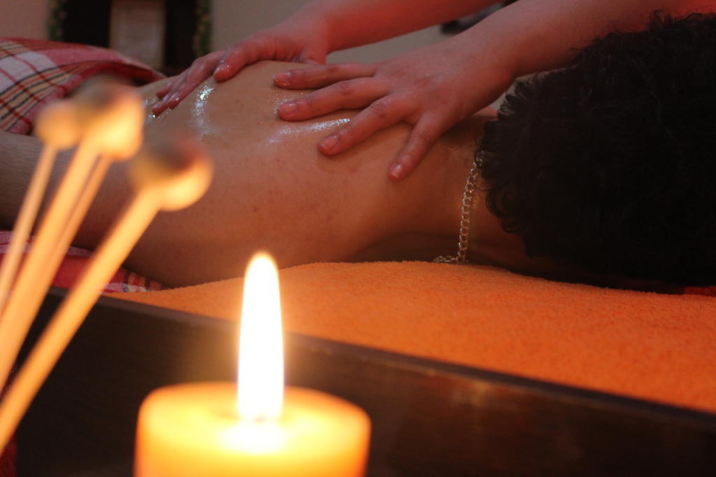 Issam Hotel & Spa Şǝki Eksteriør billede
