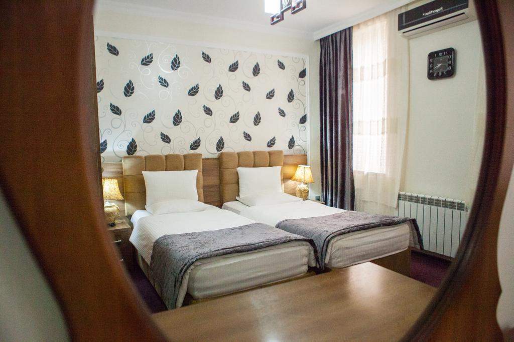 Issam Hotel & Spa Şǝki Eksteriør billede