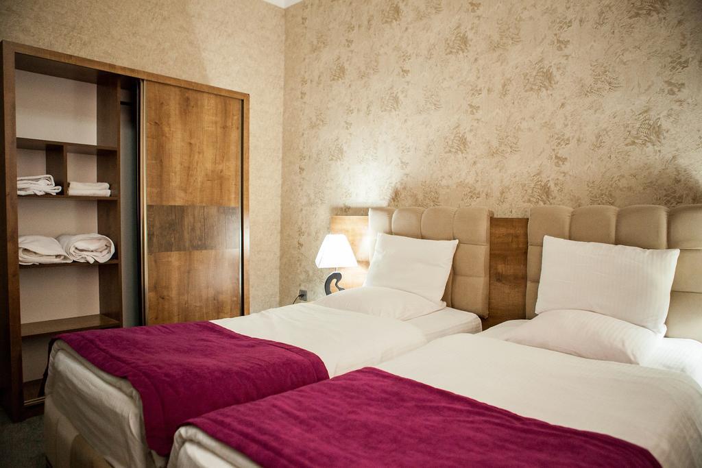 Issam Hotel & Spa Şǝki Eksteriør billede